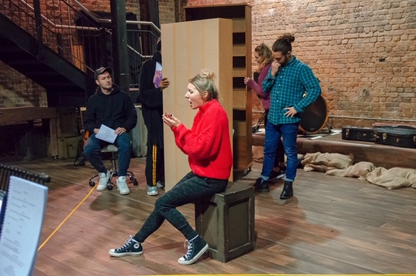 Photo Flash: In Rehearsal for STRIKING 12 at Union Theatre 