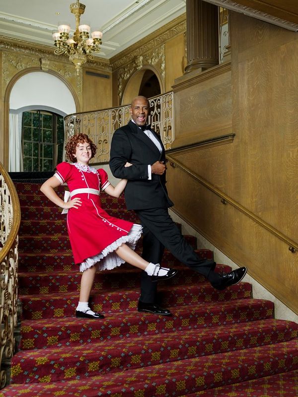 Photo Flash: Check Out Promotional Photos From 5th Avenue Theatre's ANNIE 