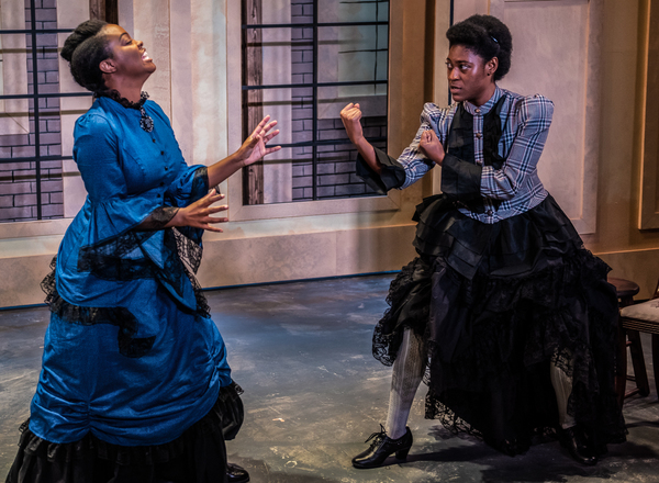 Photo Flash: First Look at SUSAN SWAYNE AND THE BEWILDERED BRIDE at Know Theatre Image