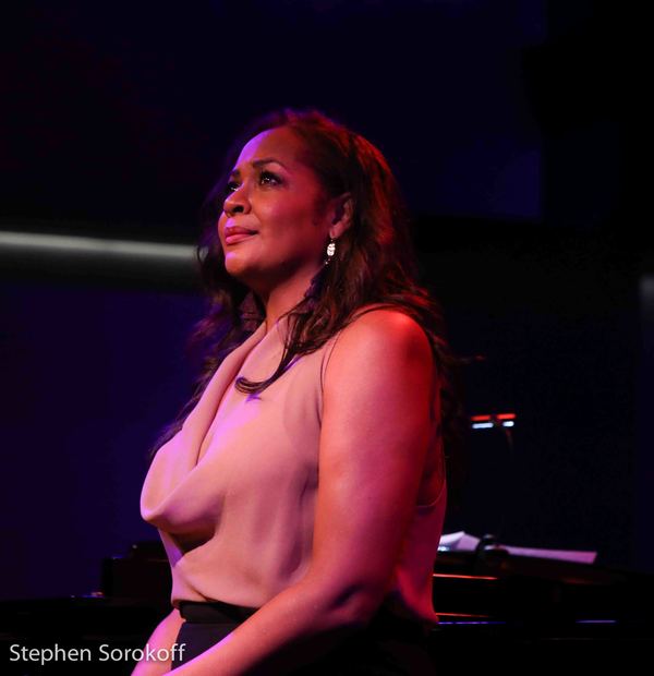 Photo Coverage: Deborah Grace Winer Brings 'New York: Big City Songbook' To Birdland Theater Image