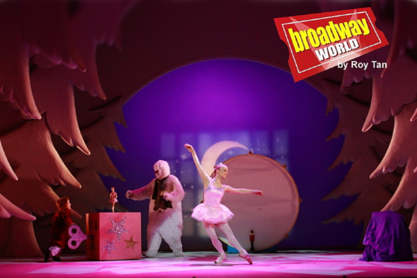 Photo Flash: First Look at THE SNOWMAN at Peacock Theatre Image