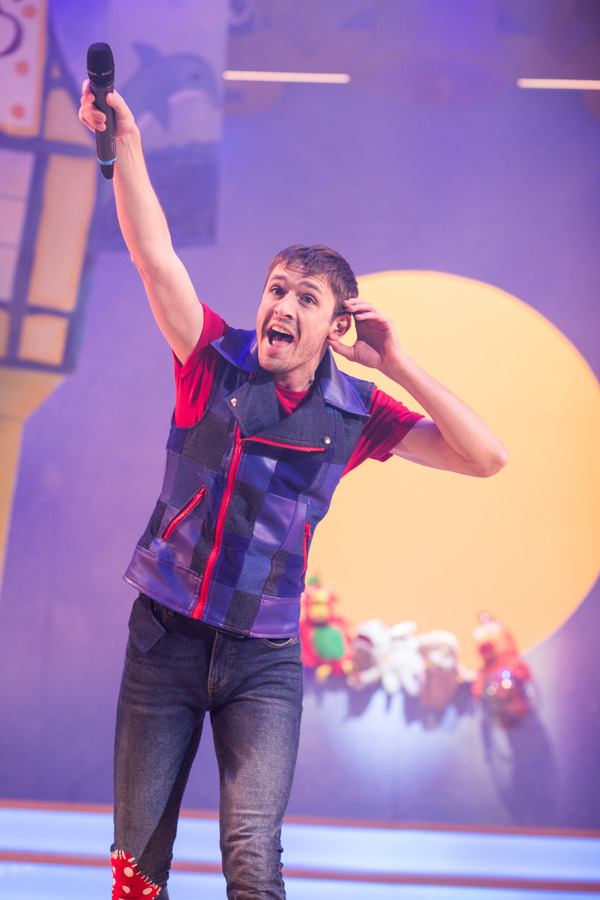 Photo Flash: Theatr Clwyd Presents Christmas Panto DICK WHITTINGTON Image