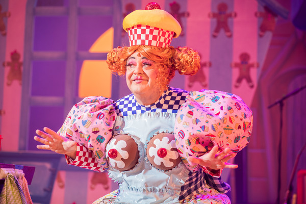 Photo Flash: Theatr Clwyd Presents Christmas Panto DICK WHITTINGTON Image