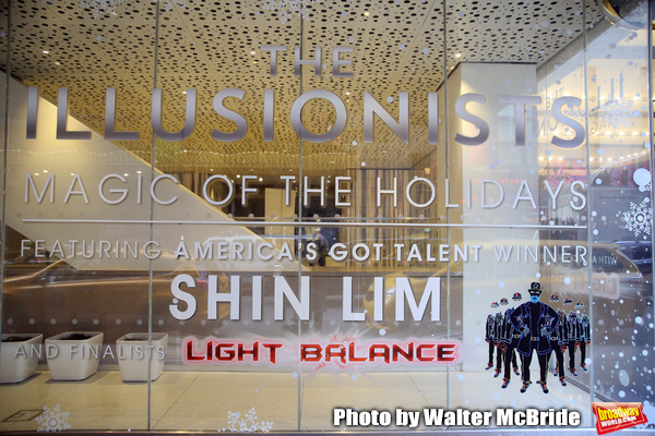 Photo Coverage: The Stars of THE ILLUSIONISTS - MAGIC OF THE HOLIDAYS Meet The Press! Image