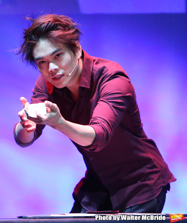 Photo Coverage: The Stars of THE ILLUSIONISTS - MAGIC OF THE HOLIDAYS Meet The Press! Image