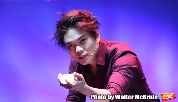 Photo Coverage: The Stars of THE ILLUSIONISTS - MAGIC OF THE HOLIDAYS Meet The Press! Image