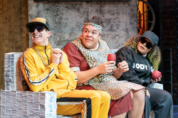 Photo Flash: First Look at Nuffield Southampton Theatres' BILLIONAIRE BOY Image