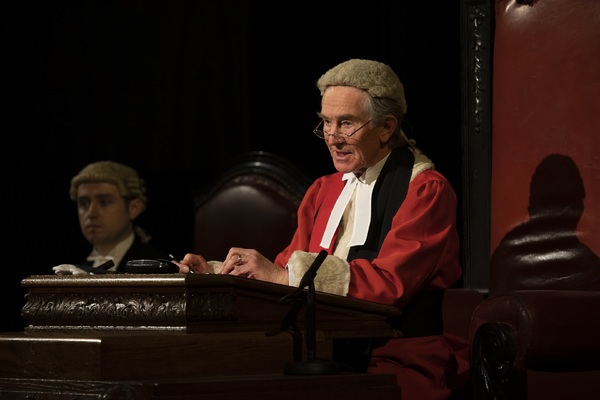 Photo Flash: First Look at the New Cast of WITNESS FOR THE PROSECUTION Image