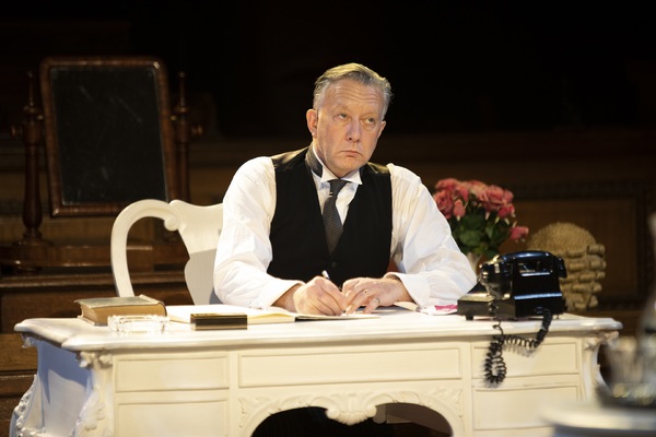 Photo Flash: First Look at the New Cast of WITNESS FOR THE PROSECUTION Image