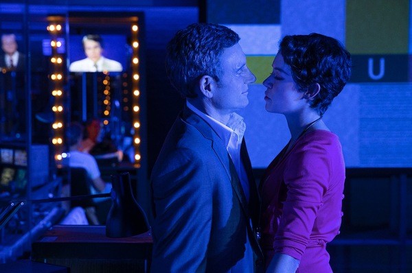 Photo Flash: First Look at Bryan Cranston, Tony Goldwyn, Tatiana Maslany & More in NETWORK! Image