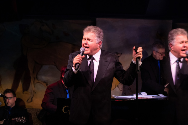 Photo Flash: Steve Tyrell Takes the Stage at Cafe Carlyle Image