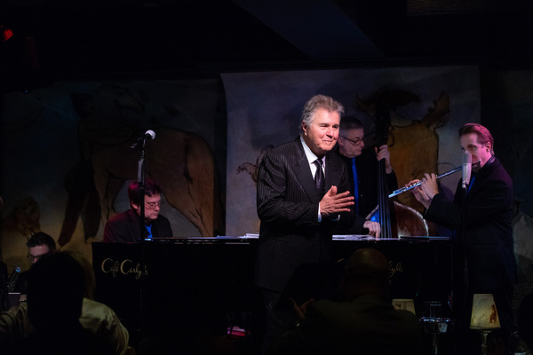 Photo Flash: Steve Tyrell Takes the Stage at Cafe Carlyle Image