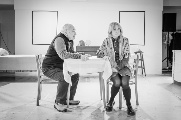 Photo Flash: Inside Rehearsal For PINTER FIVE Image