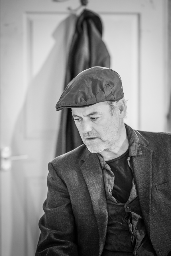 Photo Flash: Inside Rehearsal For PINTER FIVE Image