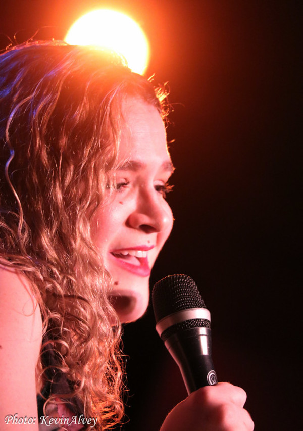 Photo Flash: Broadway at Birdland Concert Series Hosts HEAD OVER HEELS Star Bonnie Milligan Image