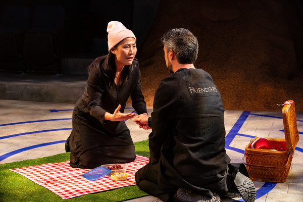 Photo Flash: Artists Repertory Theatre Presents EVERYBODY Image