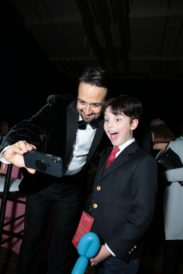 Photo Flash: Lin-Manuel Miranda, Emily Blunt, and More Attend the Premiere of MARY POPPINS RETURNS 