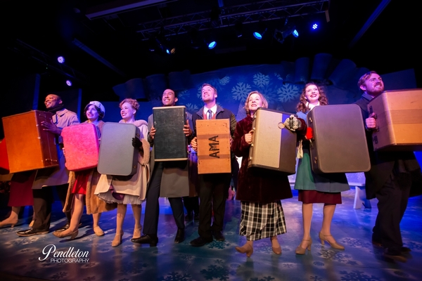 Photo Flash: WHITE CHRISTMAS Opens at The Firehouse Theatre Image