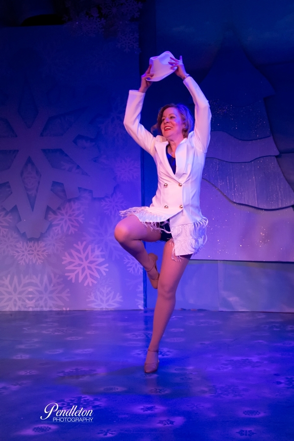 Photo Flash: WHITE CHRISTMAS Opens at The Firehouse Theatre Image