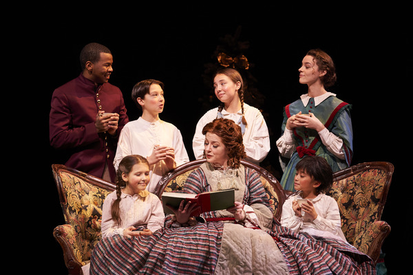 Photo Flash: First Look at Great Lakes Theater's A CHRISTMAS CAROL Image