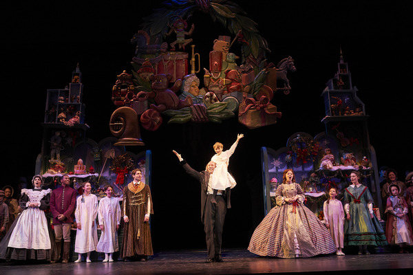 Photo Flash: First Look at Great Lakes Theater's A CHRISTMAS CAROL Image