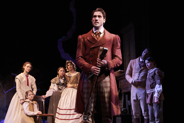 Photo Flash: First Look at Great Lakes Theater's A CHRISTMAS CAROL Image