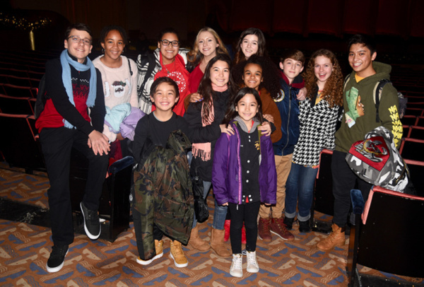 Photo Flash: Cast Members Of The Holiday Star Experience Perform At Radio City Music Hall And At 54 Below. Image
