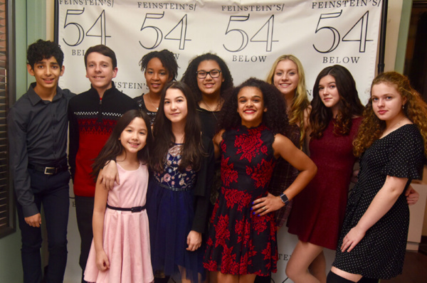 Photo Flash: Cast Members Of The Holiday Star Experience Perform At Radio City Music Hall And At 54 Below. Image