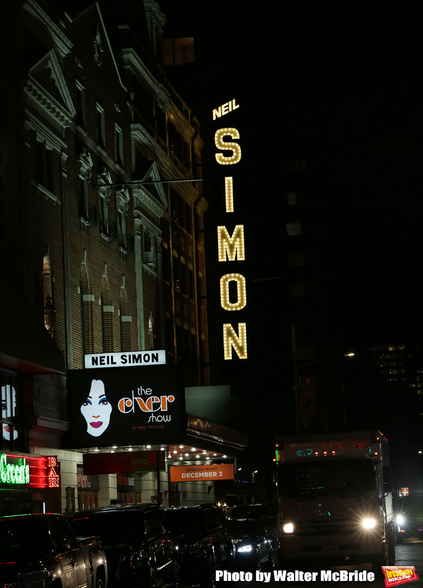 Photo Coverage: The Cast of THE CHER SHOW Takes Their Opening Night Bows and Performs With Cher Image