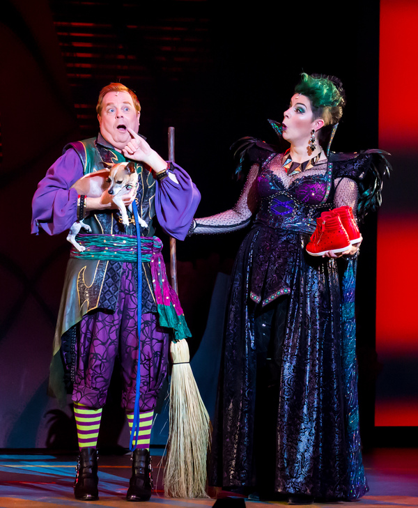Photo Flash: Get A First Look At Ross Petty's THE WIZARD OF OZ - A Toto-ly Twistered Family Musical Image