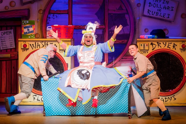 Photo Flash: First Look at Hackney Empire's ALADDIN Image