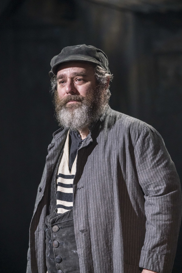 Photo Flash: First Look at Menier Chocolate Factory's Revival Of FIDDLER ON THE ROOF 