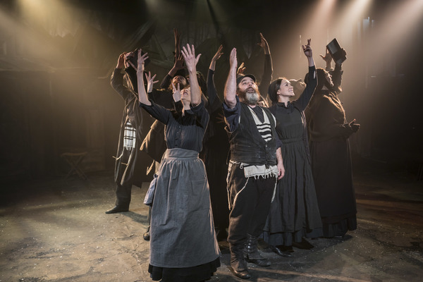 Photo Flash: First Look at Menier Chocolate Factory's Revival Of FIDDLER ON THE ROOF 