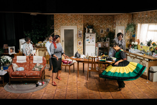 Photo Flash: First Look at NINE NIGHT in the West End Image