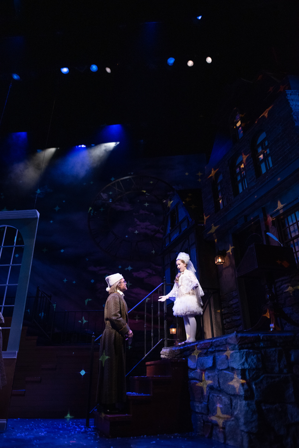 Photo Flash: Virginia Stage Company Presents A CHRISTMAS CAROL Image