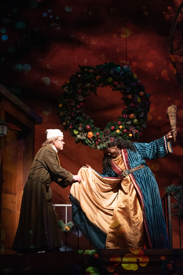 Photo Flash: Virginia Stage Company Presents A CHRISTMAS CAROL Image