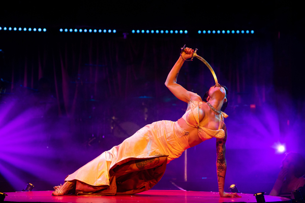 Photo Flash: First Look at LA CLIQUE NOEL – PART DEUX Image