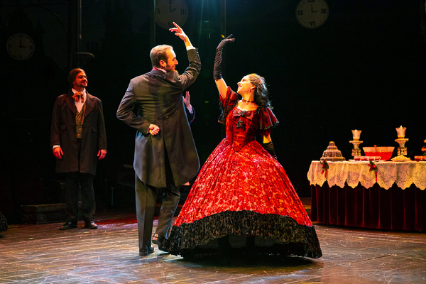 Photo Flash: North Shore Music Theatre Presents A CHRISTMAS CAROL Image