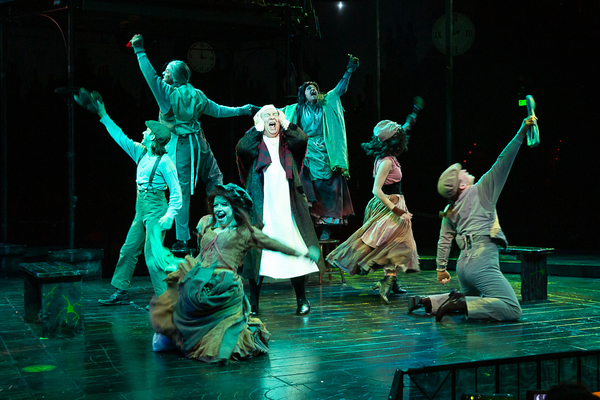 Photo Flash: North Shore Music Theatre Presents A CHRISTMAS CAROL Image