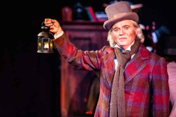 Photo Flash: First Look at Titan Theatre Company's A CHRISTMAS CAROL Image