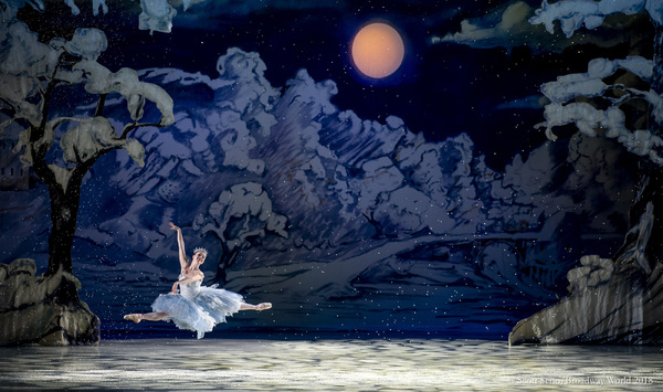Review: THE NUTCRACKER at Academy Of Music Image
