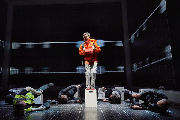 Photo Flash: New Production Photos From THE CURIOUS INCIDENT OF THE DOG IN THE NIGHT-TIME Image