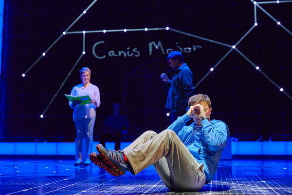 Photo Flash: New Production Photos From THE CURIOUS INCIDENT OF THE DOG IN THE NIGHT-TIME Image