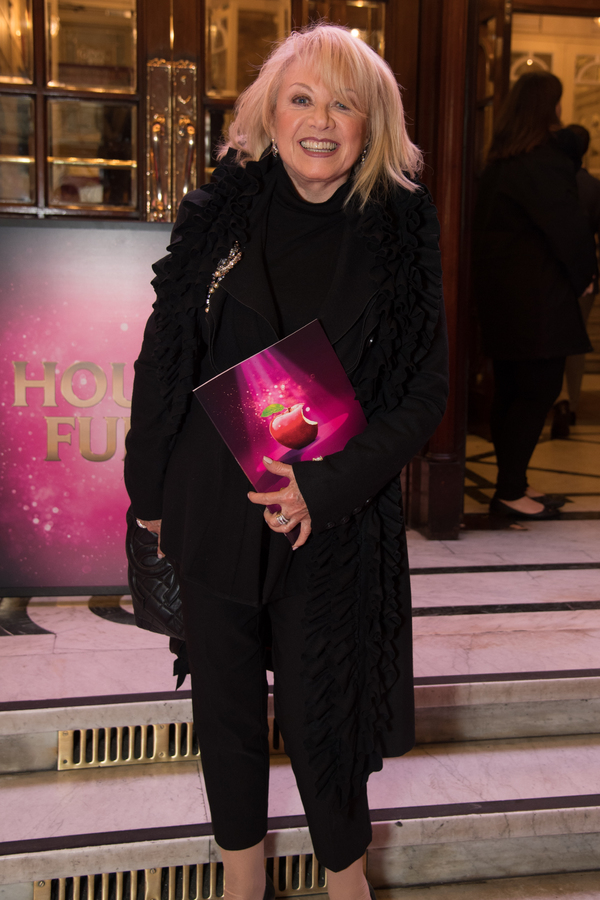 Photo Flash: Inside the Gala Night For SNOW WHITE at the London Palladium Image