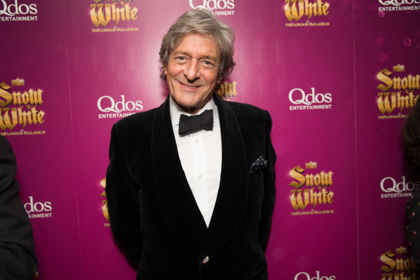 Photo Flash: Inside the Gala Night For SNOW WHITE at the London Palladium Image