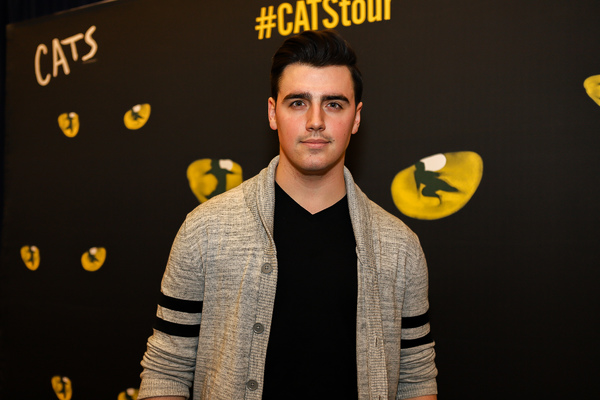 Photo Coverage: CATS National Tour Gets Ready to Pounce on Providence! Image