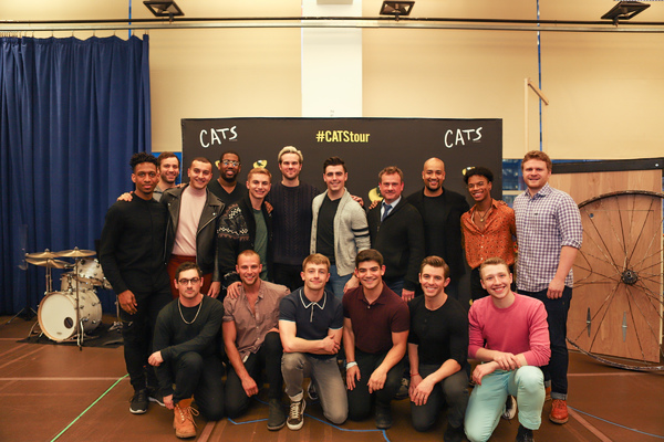 Photo Coverage: CATS National Tour Gets Ready to Pounce on Providence! Image