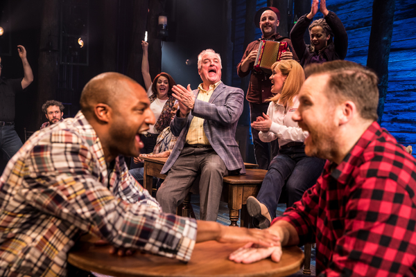 Photo Flash: First Look at Rachel Tucker and the UK Cast of COME FROM AWAY Image
