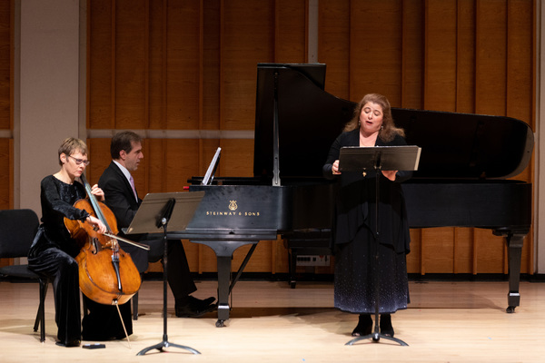 Photo Flash: PREFORMANCES WITH ALLISON CHARNEY Continues Tenth Anniversary Season At Merkin Concert Hal Image