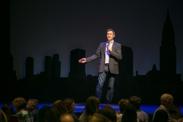 Photo Flash: Downtown Cabaret Theatre Stages ANNIE Image